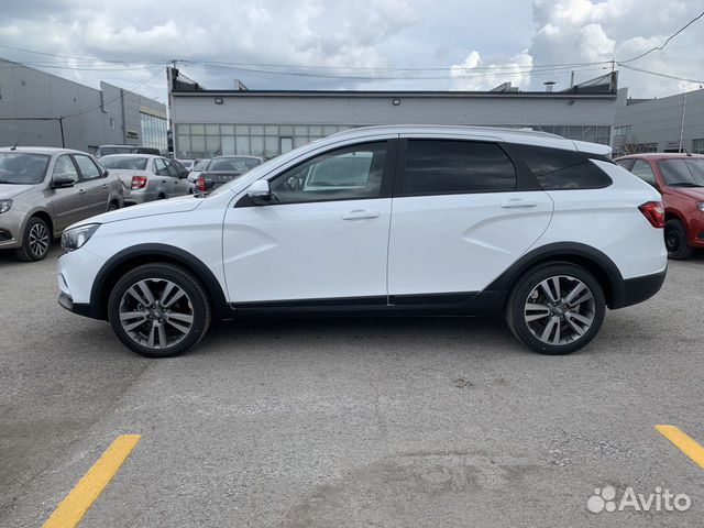 LADA Vesta Cross 1.6 CVT, 2022