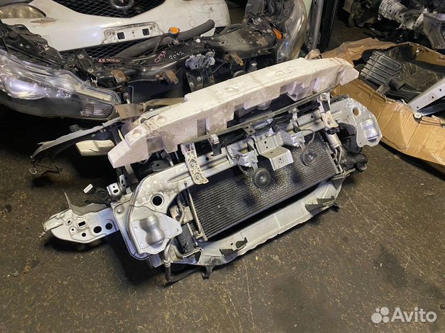 Панель радиаторов Mitsubishi Outlander XL