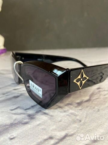 Солнцезащитные очки оригинал бренд новые
