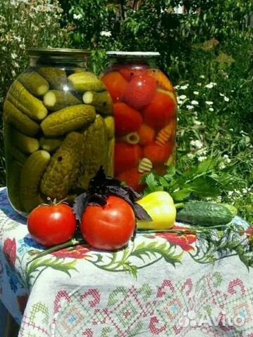 Маринованные огурцы, помидоры, салаты