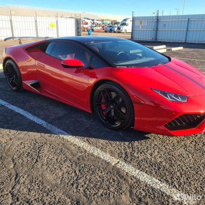 Lamborghini Huracan Red