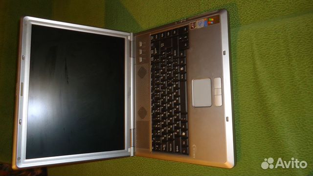 Необычный старый мощный ноутбук Fujitsu-Siemens P4