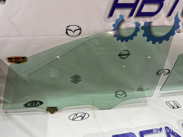 Стекло двери переднее левое Kia Ceed 2 2012-2017