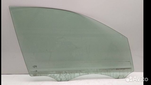 Volkswagen Touareg NF стекло переднее правое