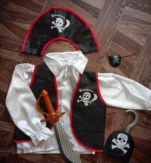 Костюм пирата на 5- 8 лет