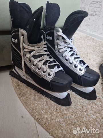 Коньки хоккейные