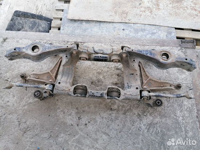 Задняя балка на Suzuki Grand Vitara 2 2006-2015