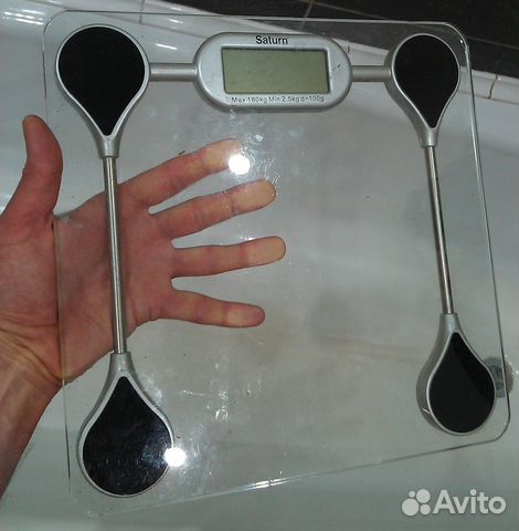 Красивые но глючные напольные весы Saturn