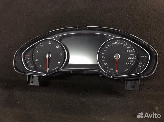 4H0920900L Приборная панель Audi A8 D4