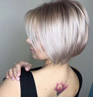 Стрижка, окрашивание волос