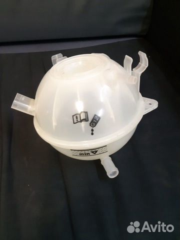 Бачок ож Jetta Golf Octavia