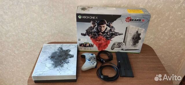 Xbox one X 1Tb Gears 5 Limited edition