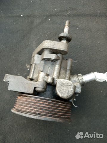 Насос гур Range Rover Vogue L322 2002-05 M62