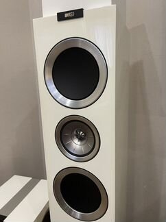 Акустические колонки KEF R700
