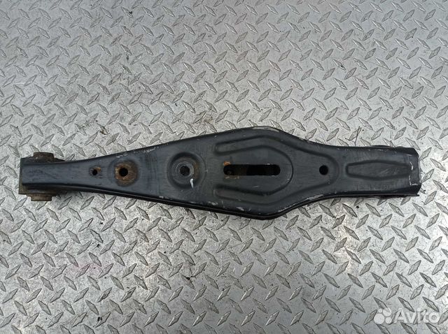 Рычаг задний правый нижний Kia Sportage 4 QL