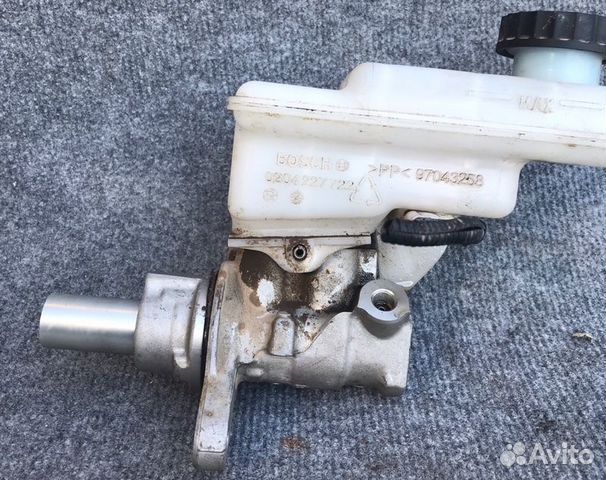 Главный тормозной цилиндр Geely Emgrand X7 JL4G24