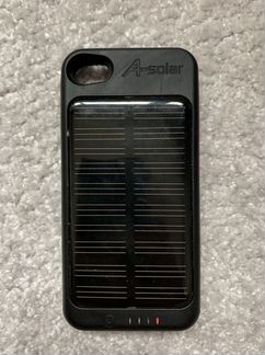 Зарядка-чехол на солнечной батарее для iPhone 4
