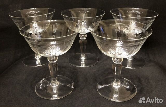 Старинные бокалы креманки для шампанского