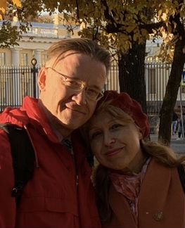 Семейная пара помощники по хозяйству. Не агентство