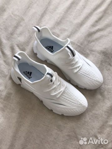 Кроссовки adidas