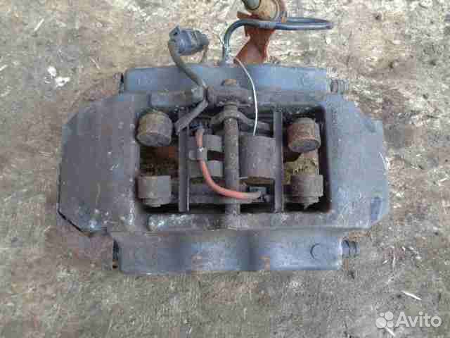 Суппорт задний левый Audi Q7 4L