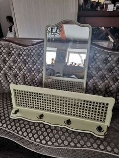 Вешалка и зеркало. Германия