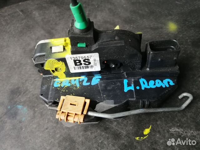 Замок двери задней левой Chevrolet Cruze