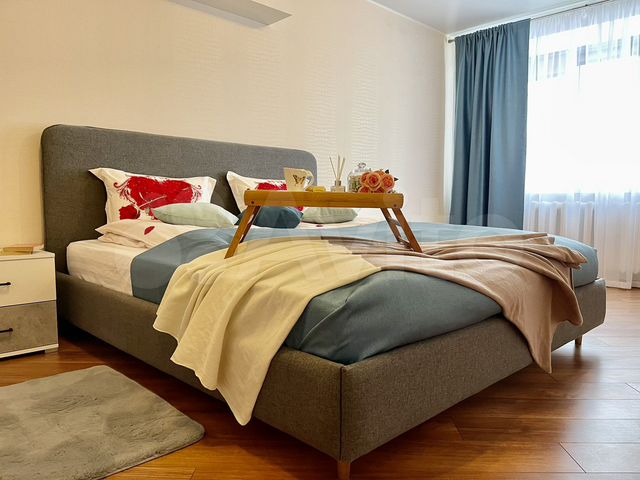 2-к. квартира, 72 м², 4/10 эт.