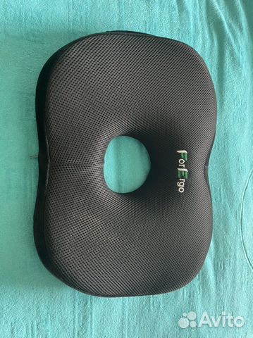 Ортопедическая подушка с отверстием