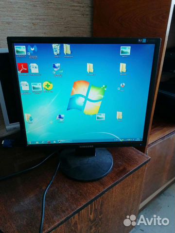 Монитор Samsung 19