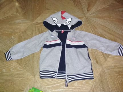 Толстовка с капюшоном