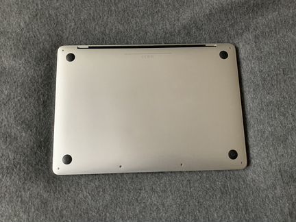 Macbook Pro 13” 2017 256GB без Touch Bar