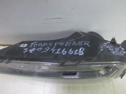 Противотуманная фара левая Volkswagen Transporter