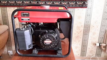 Генератор бензиновый инверторный Прораб 2600i