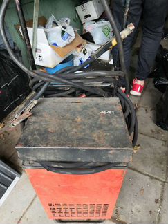 Зарядное устройство. Многоцелевой источник питания