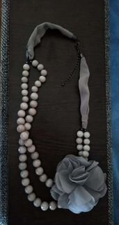 Колье бусы украшение на шею