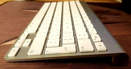 Клавиатура Apple wireless keyboard A1314