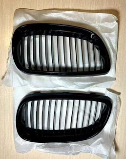Чёрные решётки радиатора bmw e92/e93