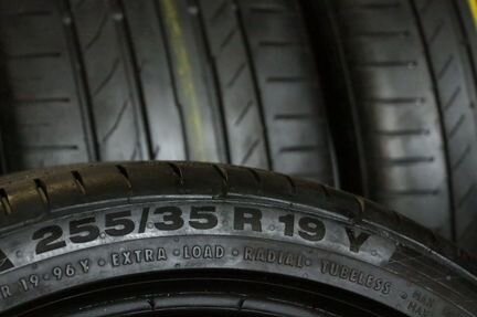 255 35 R19 Continental ContiSportContact 5 RFT