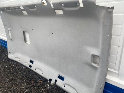 Обшивка потолка Mitsubishi Pajero 3 V64W 4D56 2000