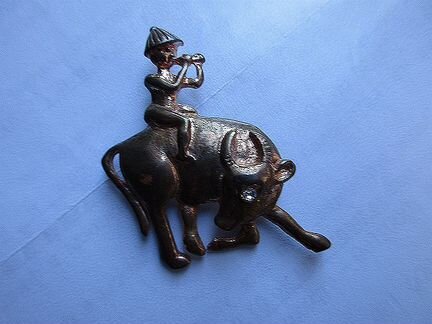 Подвеска Бык