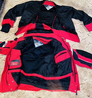 Горнолыжная куртка Atomic размер М мембранная