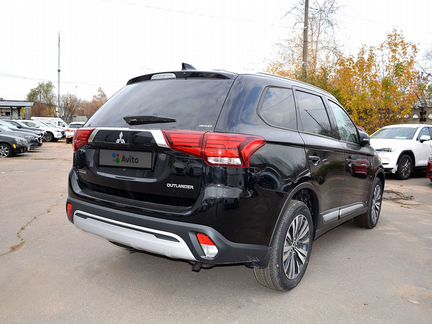 Mitsubishi Outlander 2.4 CVT, 2020