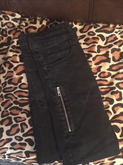 Джинсы Zara