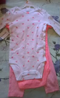 Новый гарнитур Carters из трех частей д/девочки
