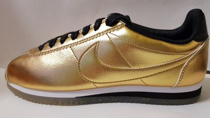 Nike Classic Cortez кожа Se XLV 902854-700 us-7.5