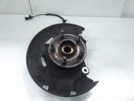 Кулак поворотный передний правый Chevrolet Cruze