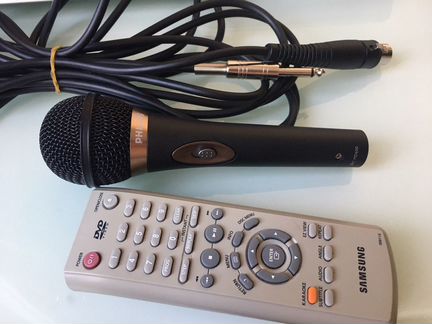 DVD плеер Samsung + микрофон Philips