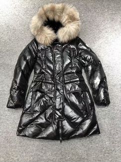 Пуховик женский Moncler