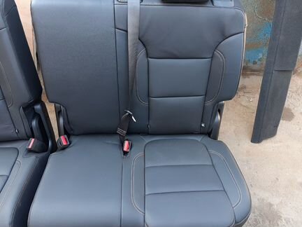 Второй ряд сидений диван Chevrolet Traverse ll